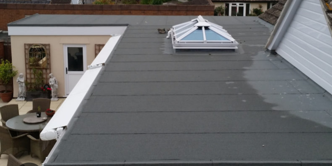 Finished flat roof with roof lantern and neatly detailed edges